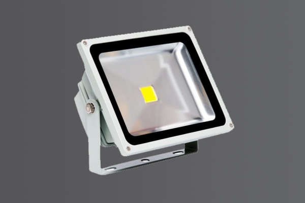 848 - REFLETOR COB 36W VERDE IP65 ALU